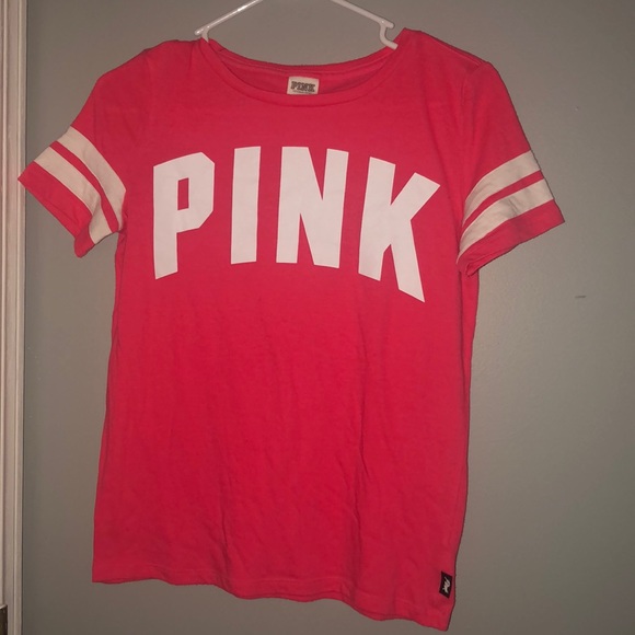 Pink shirt - Picture 1 of 1